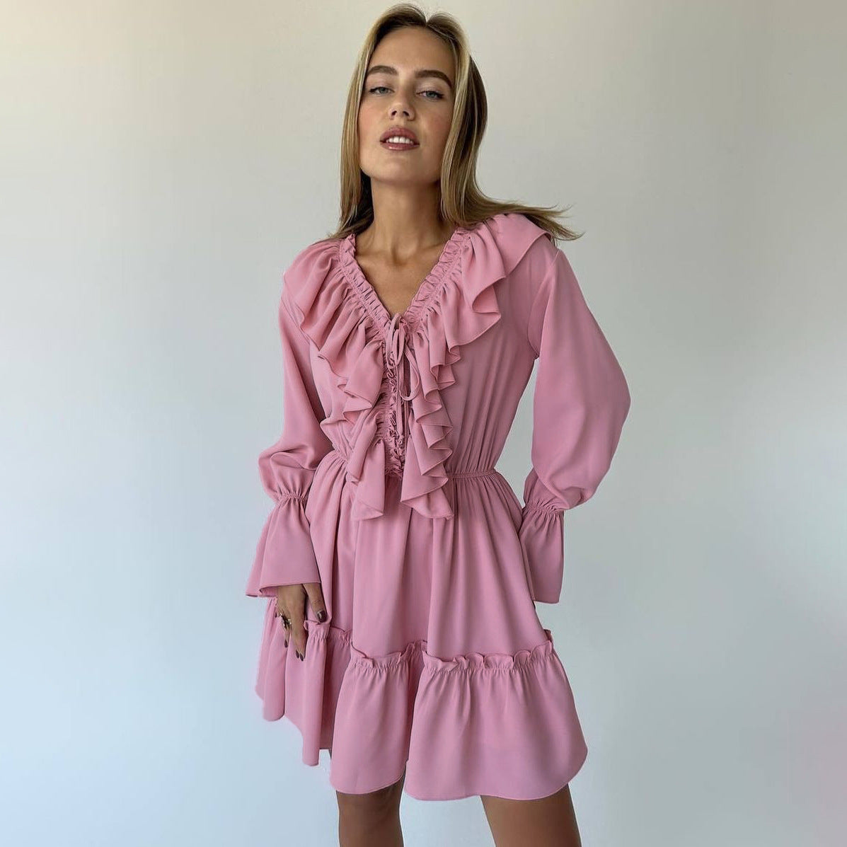 Lyria – Damen Sommerkleid mit V-Ausschnitt Puffärmeln
