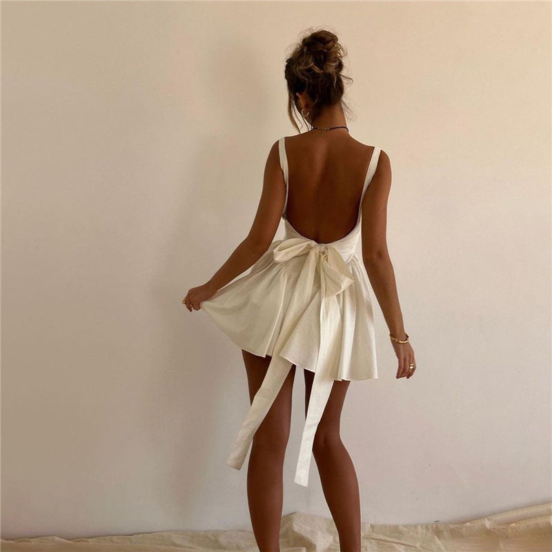 Elwen | Kurzes Neckholder-Kleid mit Schleife