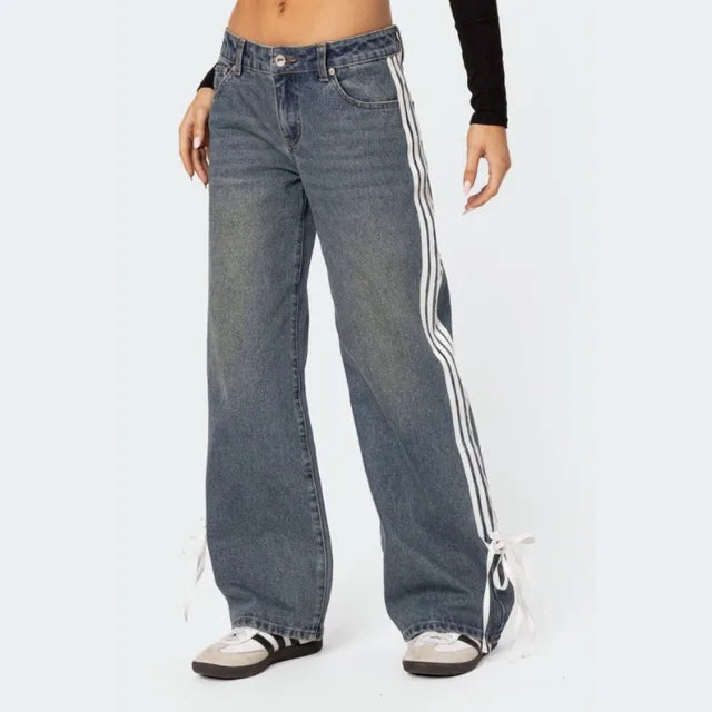 Elga - Jeans Mit Weitem Bein, Seitenstreifen Und Schnürdetails