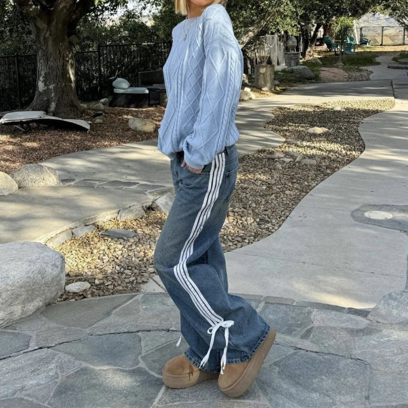 Elga - Jeans Mit Weitem Bein, Seitenstreifen Und Schnürdetails