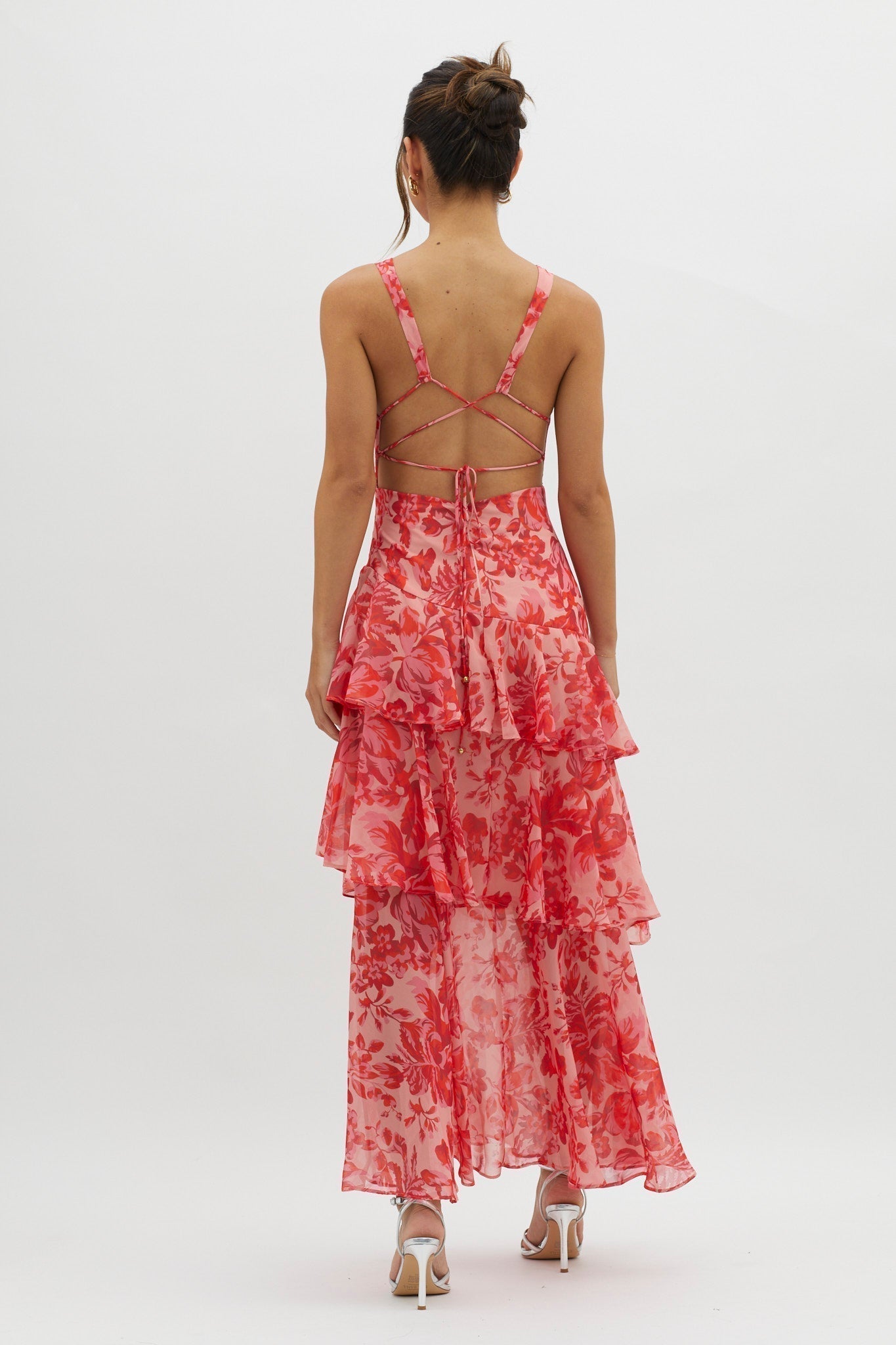 Sarah | Langes Kleid mit V-Ausschnitt und Volants Blume
