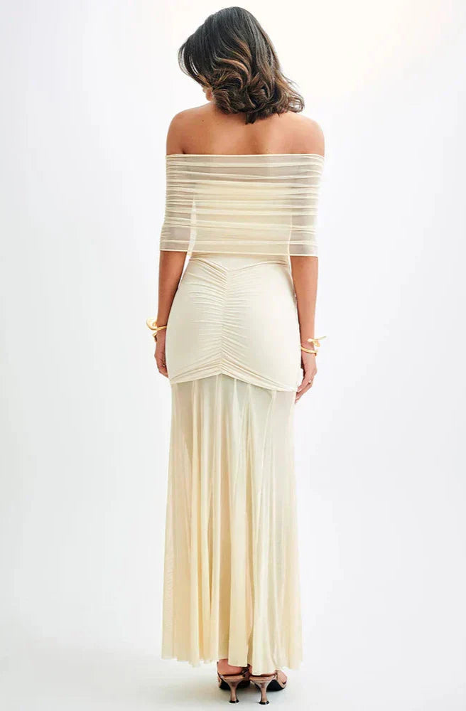 Sienna | Langes Tüllkleid mit Schulterfreiem Ausschnitt