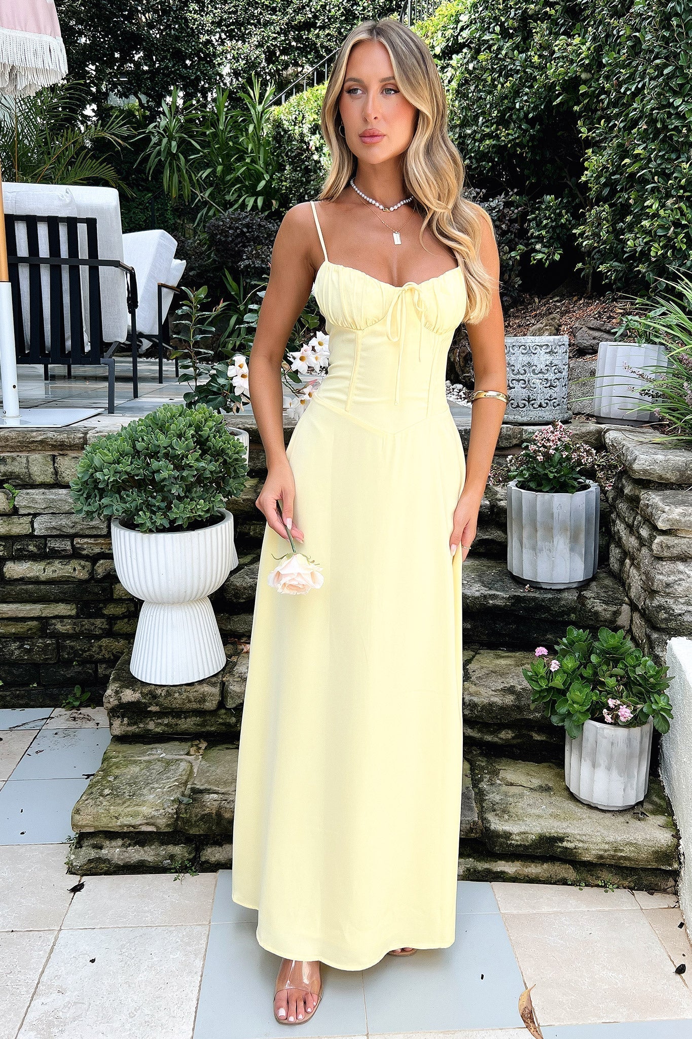 Azela - Damen Elegantes Maxikleid Ärmellos