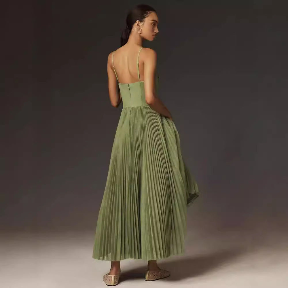 Lorna | Trägerloses Midikleid mit Plissee